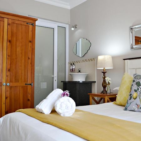 Bokmakierie Gastehuis Emalahleni Pty Ltd エクステリア 写真
