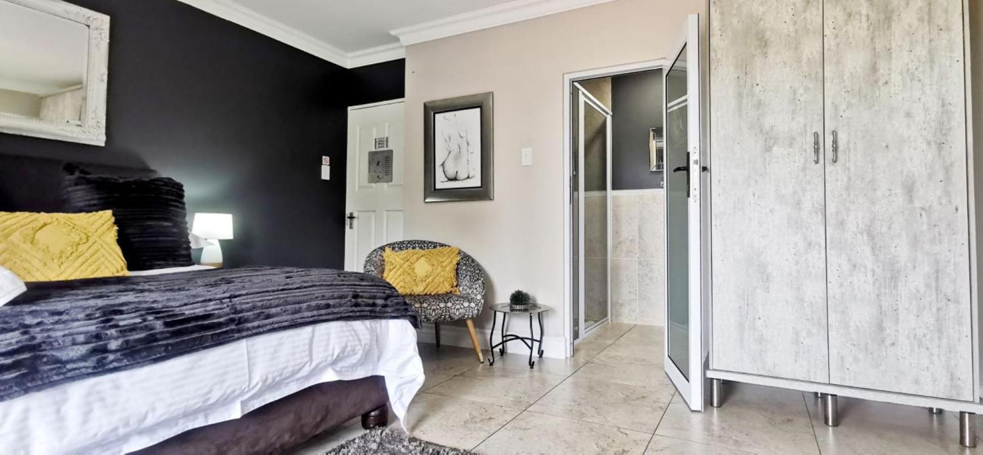 Bokmakierie Gastehuis Emalahleni Pty Ltd エクステリア 写真