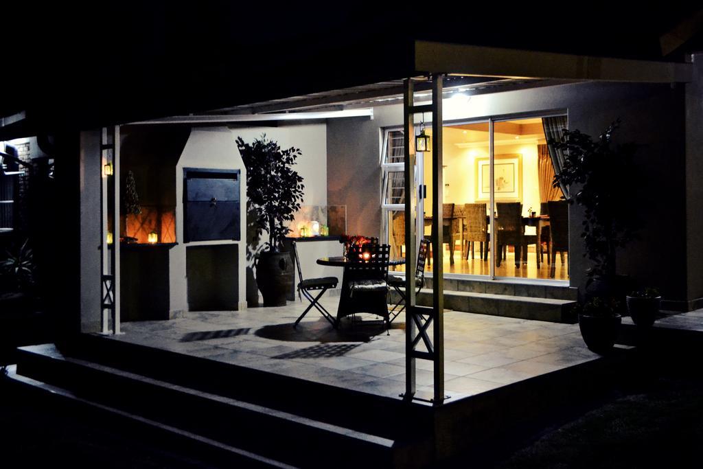 Bokmakierie Gastehuis Emalahleni Pty Ltd エクステリア 写真